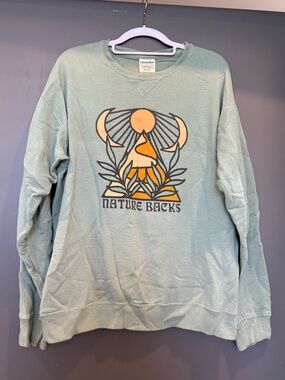 Nature Backs Men's Sage Green Crewneck Sweatshirt